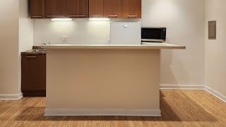 ☆ 1504 N Dearborn Pkwy -101 ☆ Gold Coast ☆ 1 bedroom ☆ A/C ☆ Breakfast Bar ☆ Rear Patio ☆