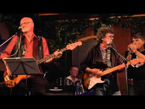 Highway - Medley Roll Over Beethoven / Johnny B  Goode