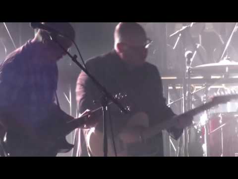 Pixies - 01. Cecilia Ann (The Surftones cover) (O2 Academy Leeds, 30.11.16)