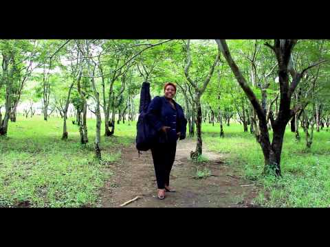 Stara Thomas -  Yesu Alipokuja (official video)