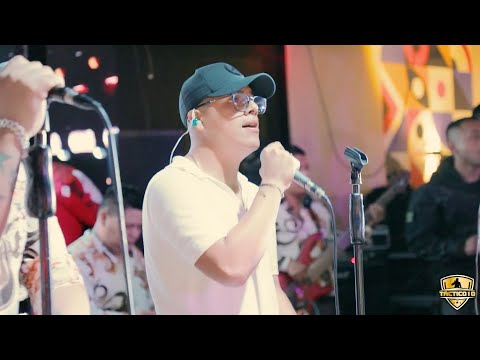 MIX CHECHITO 02   SALE EL SOL POR LAS MAÑANAS - COMPLICES DE LA CUMBIA  EN VIVO EN CHICLAYO