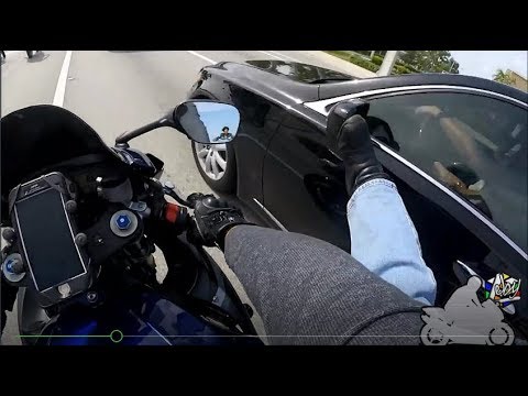 ROMPIENDO ESPEJOS | MOTOS VS AUTOS #4