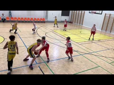 10.4.2022 minipojat MU-Honsu White