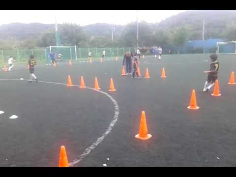 Treinamento Coordenação futebol crianças (Coreia do Sul)