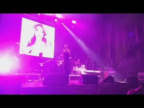 Ana Guerra - Ni la hora (Noya 27/08/22)