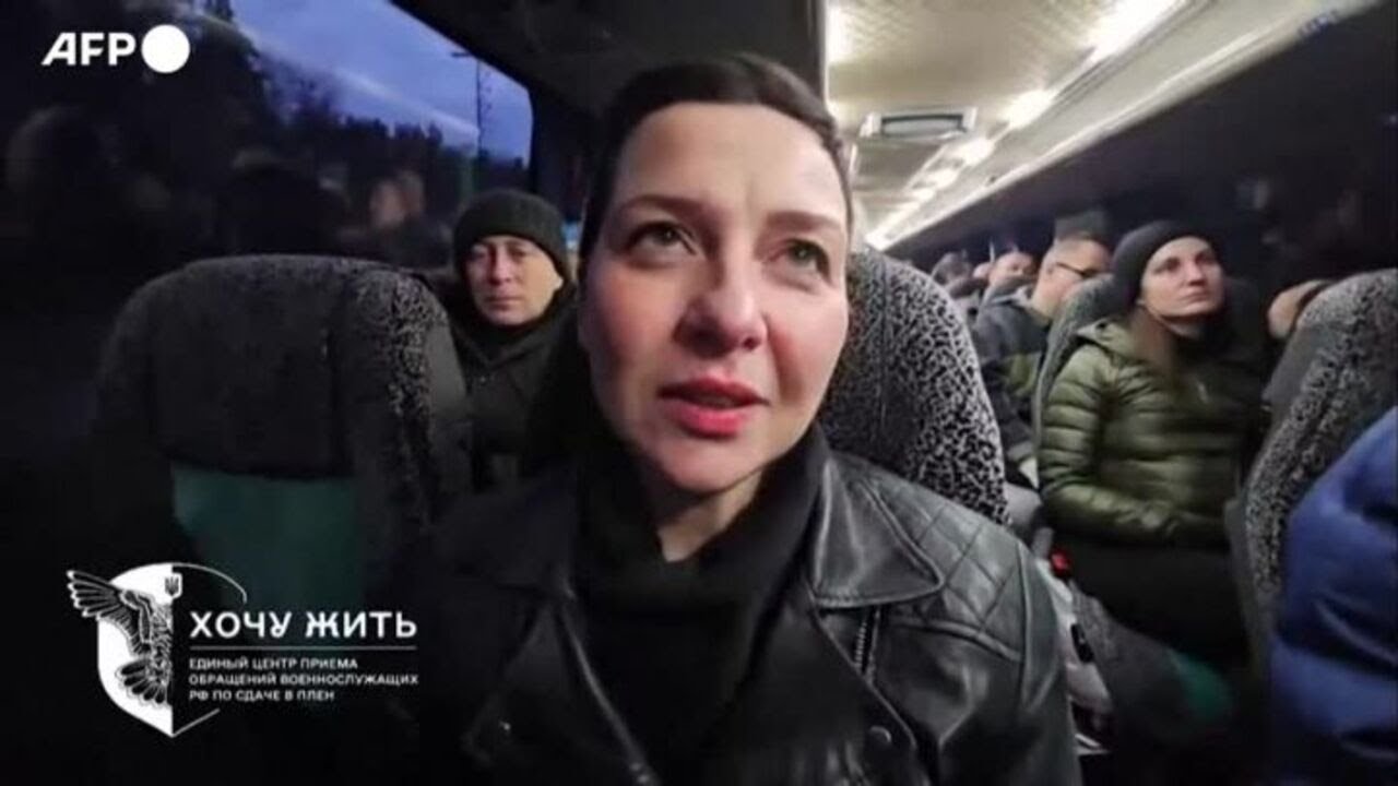 Minsk libera 123 detenuti, anche il Nobel Bialiatski e la leader Koleniskova