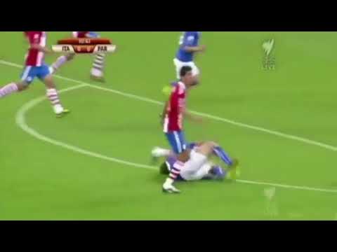 MOTOCROSS VS FOOTBALL   HD