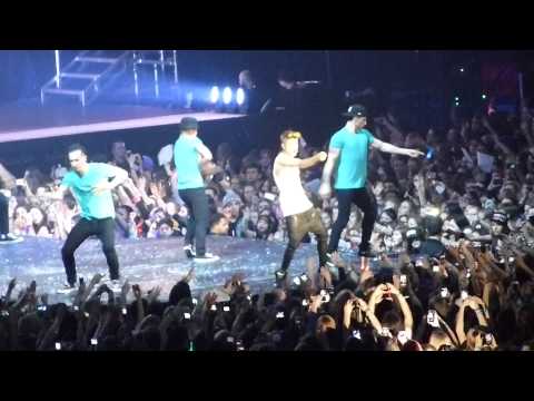 Justin Bieber ~ One Less Lonely Girl ~ 11.04.13 Sportpaleis Anvers