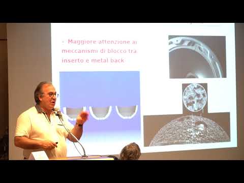 Mal scapola sinistra nel giunto Perché danneggiare la colonna vertebrale toracica e come trattarla