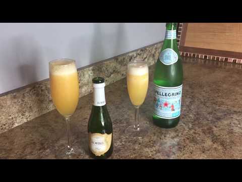 How to make a Peach Bellini with and without alcohol