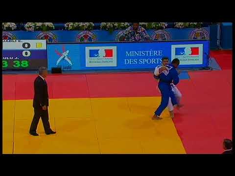 WCS 2011 81 RAJABLI Elkhan AZE NAULU Josateki FIJ1