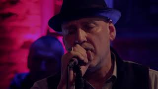 FURY IN THE SLAUGHTERHOUSE – “Trapped Today, Trapped Tomorrow” (Live &amp; Acoustic) (Offizielles Video)