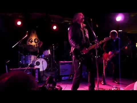 Peter Buck (R.E.M.) 1 @ the 40 Watt Club 11 14 13 www AthensRockShow