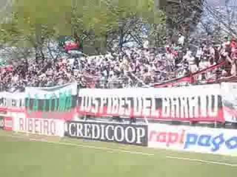 "La Hinchada de Brown de Adrogue vs Banfield 5/10/2013 (video 2)" Barra: Los Pibes del Barrio &bull; Club: Brown de Adrogué