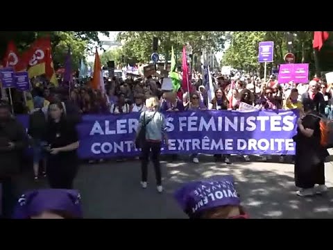 Feminist:innen gegen rechts: Proteste gegen den Rassemblement National in Frankreich