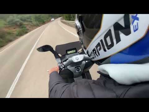 Thumbnail for Ruta montaña BMW C Evolution by BMW C evolution