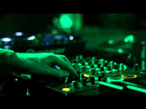 RUN TINGZ SESSIONS - BRIGHTON - NOVEMBER 2012