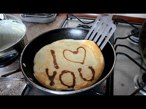 Romantic breakfast for Valentines day - Valentines ideas - Romantic ideas with Pancake