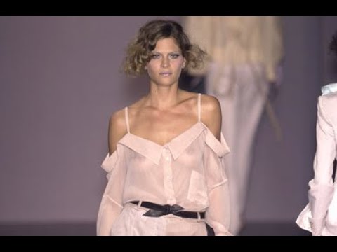 VIKTOR&ROLF Spring 2004 Paris - Fashion Channel