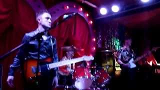 The Amazing Snakeheads - I'm a Vampire (Live at Bethnal Green Working Men's Club, London)