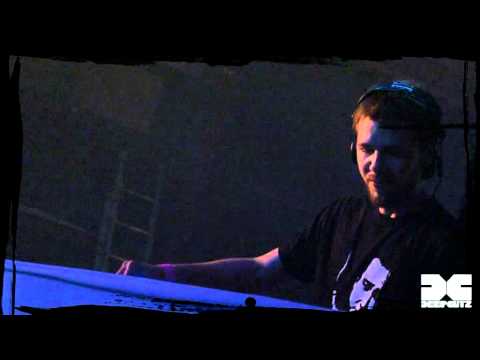 Deep Cutz Rave - Waalhalla Compilation Video - 17 March 2012