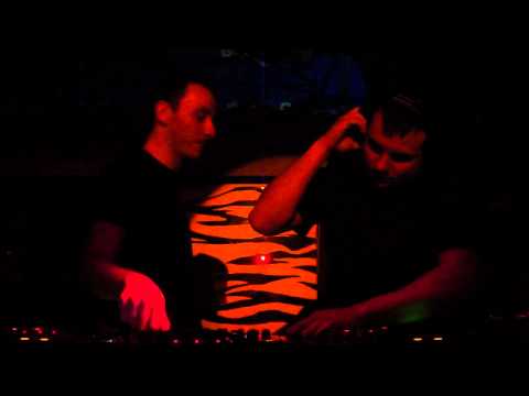 NoiDoi @ Zebra Club Bacau 19.03.2011