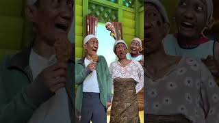 Download lagu Ayam goreng 🥰 #speedsong #remix #music #dj #song #fypp #funny #harusberanda #lucu mp3