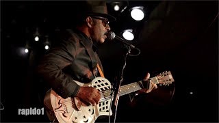 Vasti Jackson "Standing On The Corner" Paris 2018 Acoustic Mississippi Blues Trio