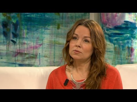 Kan man förlåta en otrogen partner? - Malou Efter tio (TV4)
