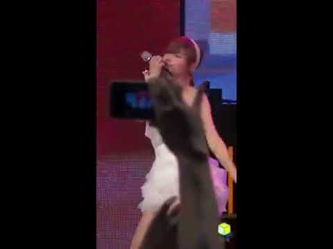 [FANCAM] 110710 Girl's Day - Twinkle Twinkle - Sojin Focus @ Dungeon & Fighter Festival