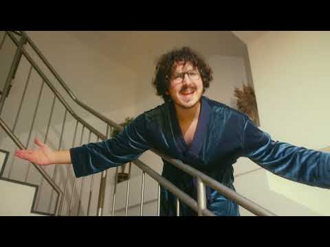 McLuvin - Sorry ich bin boring (Offizielles Musikvideo)