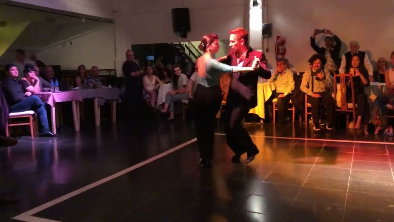 Guillermo "El peque" Barrionuevo & Mariela Sametband - Nunca Tuvo Novio - Luis Salinas