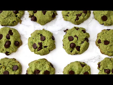 How To Make Gluten-Free Chocolate Chip Cookies With Almond Flour + Matcha