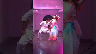 Gulabi sadi 🩷  sanket & ashwini   #dance #s
