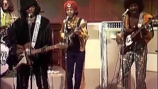 Sly &amp; The Family Stone Thank You (Falettinme Be Mice Elf Agin) HQ Audio
