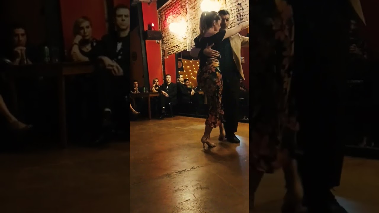 Daniela Belén y Diego Braude - "La Madrugada" - Milonga La Cachivachería 17/5/2023