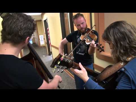 2015-07-25 Warm up - Devon McCauley - 2015 Columbia Gorge Fiddle Contest - Stevenson, WA