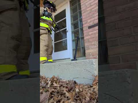Single Firefighter Forcible Entry- Outward Swinging Door