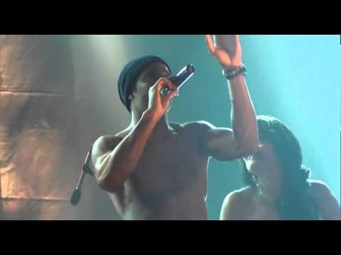 Angélico Vieira & Mãe - "Mama Africa" | Monte Gordo