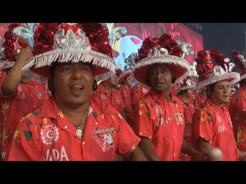 Os Camisa-encarnada video