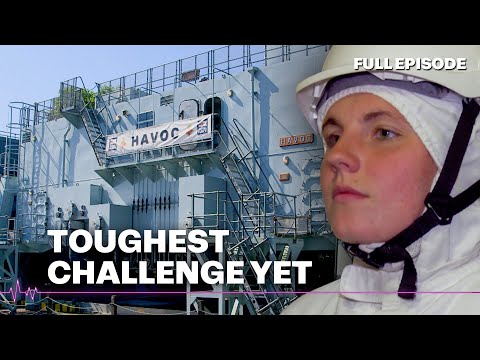 Recruit's Face 40 Tonnes Of Water In Sinking Ship Sim! | Royal Navy Sailor School | Full Episode