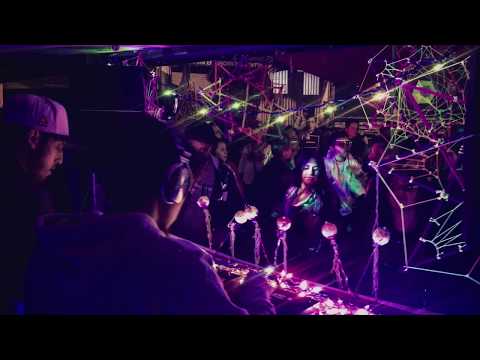 Ivan KooK & M.V (Café Jardín)