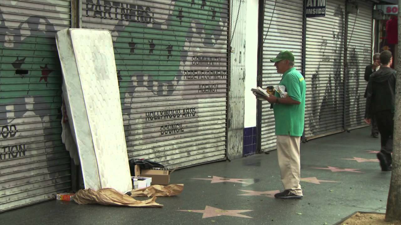 Mattress Scare Prank Deleted Scene