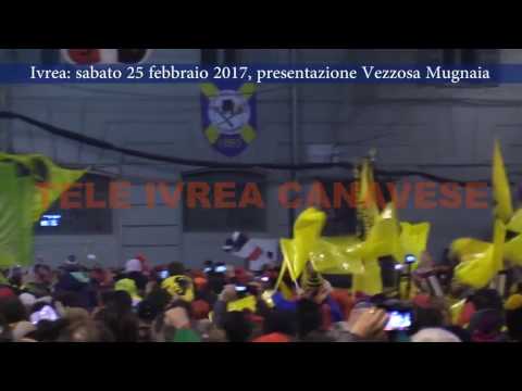 Storico Carnevale d'Ivrea 25 febbraio 2017 presentazione Mugnaia in Piazza di Città