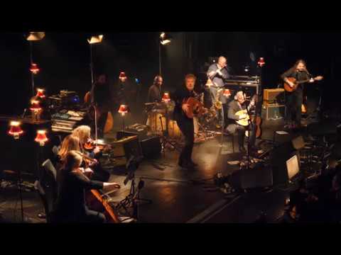 Glen Hansard & Band - The Closing Door + Fitzcarraldo, Brno Sono, 11.05.2019