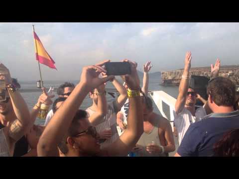 Awaken Ibiza boat party - Cave rave (17/6/2013)