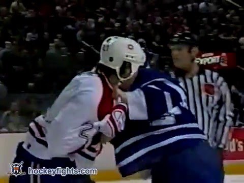 Wade Belak vs Randy McKay