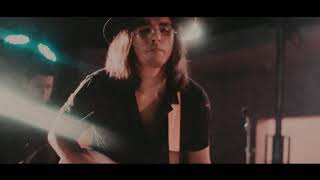 El Perdedor Music Video