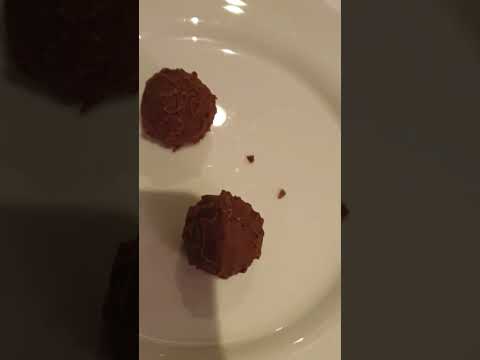 Just Duo PRALINES CHOCOLATES #praline #chocolate #duo #short #asmr