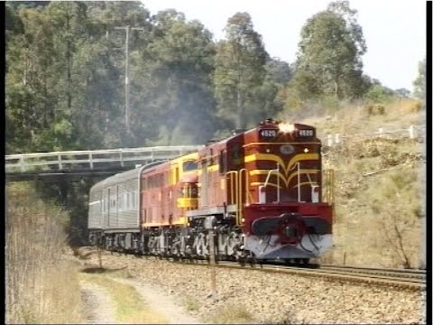 Australian Alco diesel locomotives 4520 & 4490 - Dungog tour - September 1997